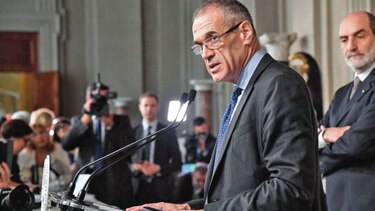 Italia, abocada a nuevas elecciones para superar una crisis institucional
