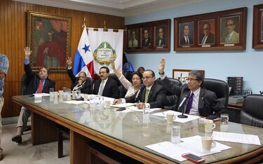 Salario mínimo de la Universidad de Panamá será de $600