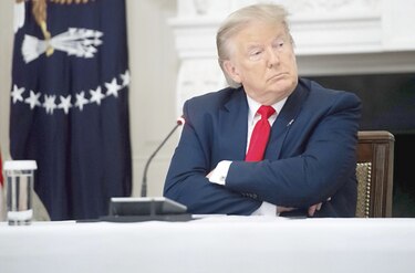 Trump, bajo fuego de múltiples frentes, a solo cinco meses para las elecciones