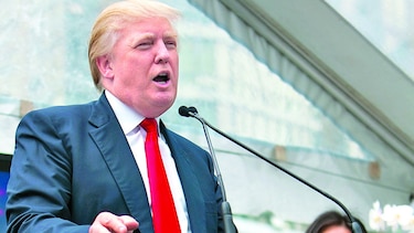 Los Ángeles prohíbe colaborar con Trump en inmigración