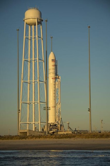 Cápsula Cygnus atracó en la Estación Espacial Internacional