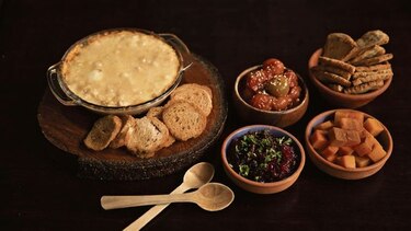 Kemia vs ‘dip’ de pollo a la criolla