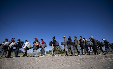 Juez bloquea decreto sobre asilo; revés para la política migratoria de Trump