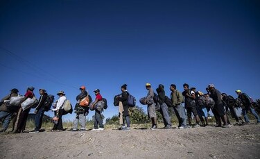 Juez bloquea decreto sobre asilo; revés para la política migratoria de Trump