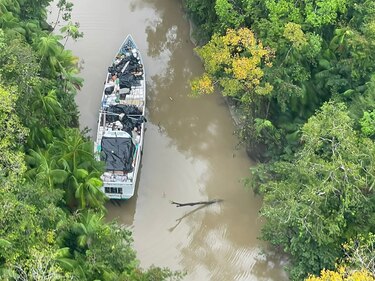 Roban 2 mil galones de gasolina a la Armada en el Pacífico colombiano