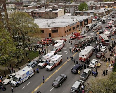 Se descarrila tren del metro en Nueva York