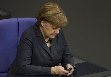 UE envía equipo a EU para buscar explicaciones de supuesto espionaje
