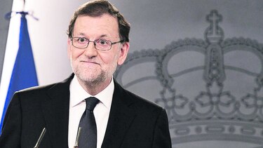 Rajoy asume el encargo del rey para formar un gobierno