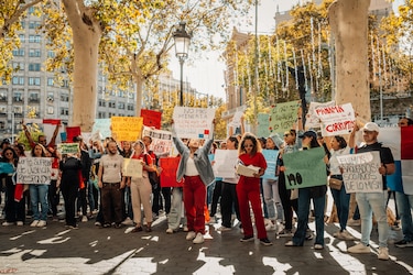 Las protestas contra el contrato minero rompen fronteras