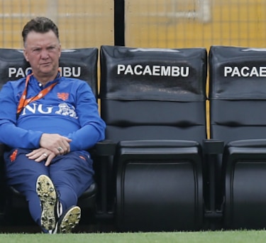 Van Gaal le avisa a Brasil que la nueva meta de Holanda es irse 'invicta'