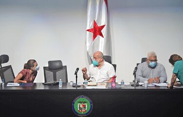 Sindicatos y empresas, descontentos 