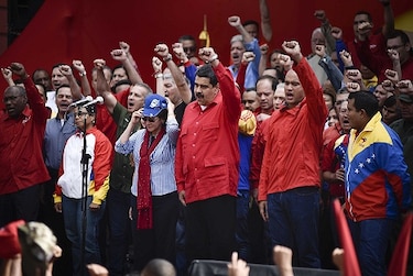 Asamblea resuelve iniciar juicio político a Nicolás Maduro