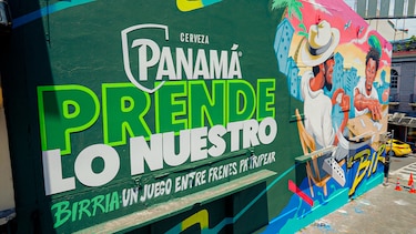 Cerveza Panamá rinde homenaje a “la birria” con nuevo mural en avenida de los Mártires