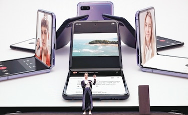 Samsung se aferra a los teléfonos  plegables 