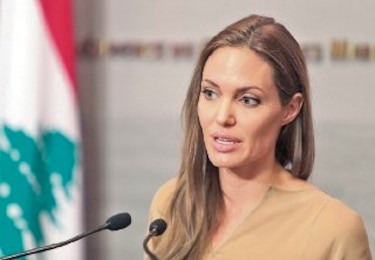 Jolie volverá a colocarse tras la cámara