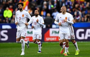 Deulofeu y el videoarbitraje permiten a España vencer a Francia