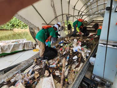 Wanda Díaz, la rueda que atrapó 45,000 libras de plástico durante el 2023