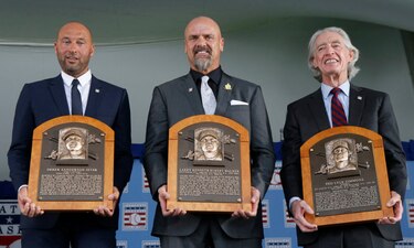Jeter, Walker y Simmons ingresan al Salón de la Fama de Grandes Ligas