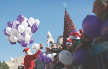 Cristianos celebran Navidad