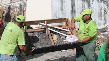 Al menos 700 toneladas de enseres recogidos en operativo navideño