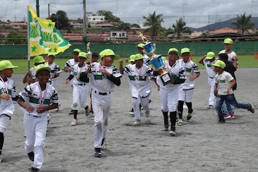 Panamá Oeste se lleva el título del Campeonato Nacional de Béisbol U10