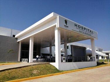 Colapsan acondicionadores de aire del centro Covid-19 de Azuero; pacientes fueron trasladados a otros hospitales 
