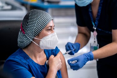 OPS: 240 millones de personas aún sin vacunar contra la Covid-19 en las Américas
