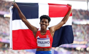 Marileidy Paulino es la campeona de 400 metros y con récord olímpico