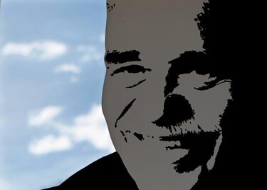El mundo aplaude a García Márquez y su familia se refugia en la intimidad