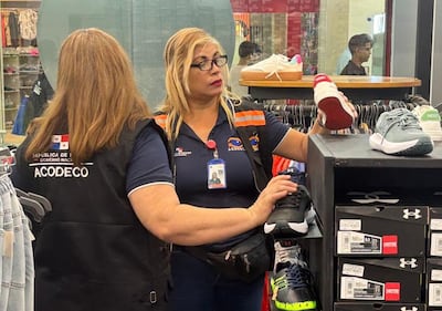 Acodeco detecta productos vencidos, publicidad engañosa y precios ocultos en operativos navideños