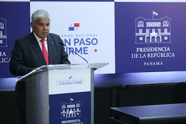Le ‘hackearon’ el teléfono celular al presidente Mulino; la seguridad del Estado está investigando