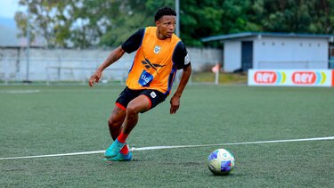 Janpol Morales, la novedad en el tercer entrenamiento de Panamá antes de medirse a Costa Rica