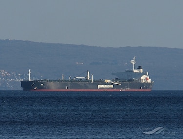 Un petrolero con bandera panameña fue alcanzado por un misil en el mar Rojo