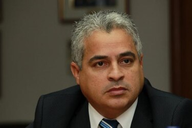 Magistrado Hernán De León pide reunión del pleno para tratar caso Moncada Luna