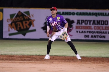 Coclé mantiene su paso perfecto en el béisbol juvenil 2026