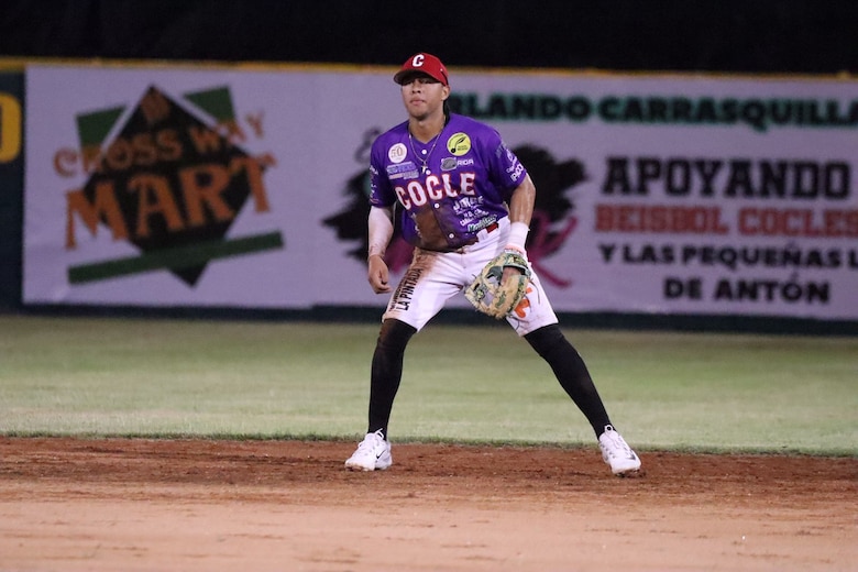 Gómez y Moreno guían a Coclé a un debut sin ‘hit’ ni carreras en el torneo Juvenil 2026