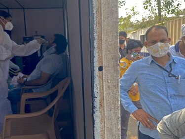 BioNTech ‘confía’ en la eficacia de su vacuna frente a variante india de Covid-19