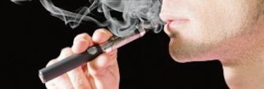 Un cigarrillo a todo vapor