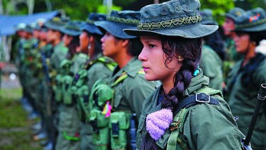 Las FARC entregan primeros ocho menores combatientes