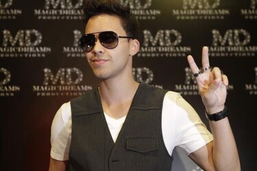Prince Royce firma con Sony