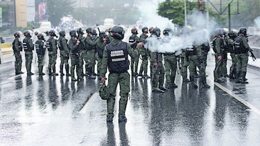 Ministro llama a detenidos ‘terroristas’