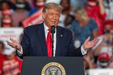 Trump muestra su apoyo a Kevin McCarthy e insta a los republicanos a finalizar la guerra interna