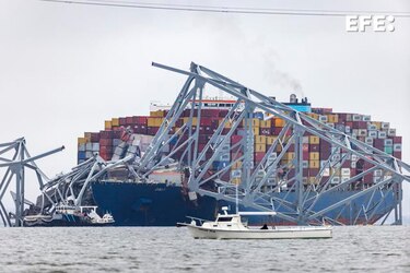 Singapur inicia una segunda investigación del barco que derribó el puente en Baltimore