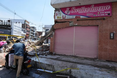 Cali intenta retomar sus actividades mientras reconstruye sus calles y enfrenta el duelo