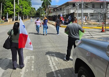 Cierre de vía en Amador por protesta frente al Ministerio de Seguridad