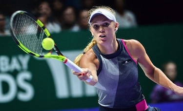 Wozniacki se clasifica a semifinales del Masters