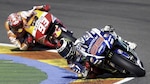 Jorge Lorenzo gana el pulso a Rossi en Valencia y logra su tercer Mundial MotoGP