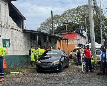 Trabajadores de aseo mantienen paro en San Miguelito por falta de pago de indemnizaciones de Revisalud