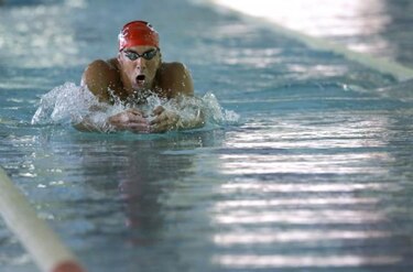 De vuelta al agua; Phelps medirá su nivel en California