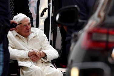 El Vaticano tranquiliza sobre la salud del papa emérito Benedicto XVI